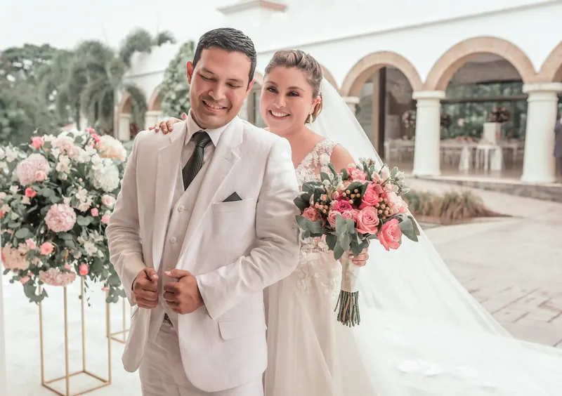 Novia en la capilla
